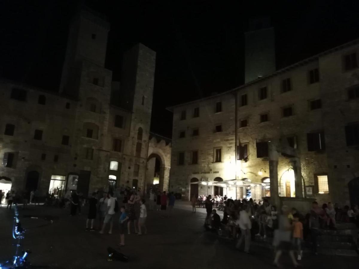 卡索莱代尔萨 Il Fienile Nella Roccia旅馆 外观 照片